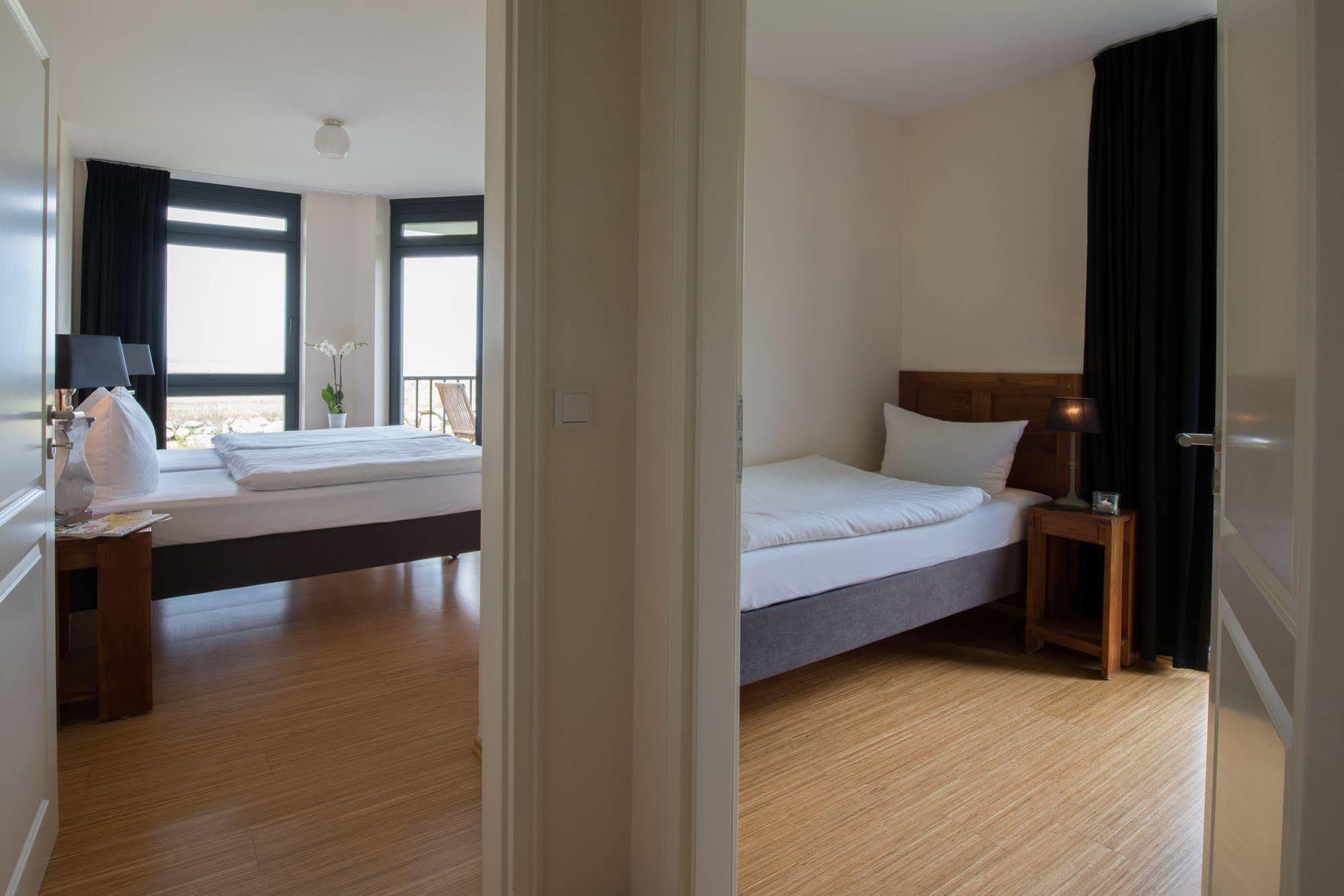 Aparthotel Ostseeperle Glowe - Schoen Gestrandet エクステリア 写真